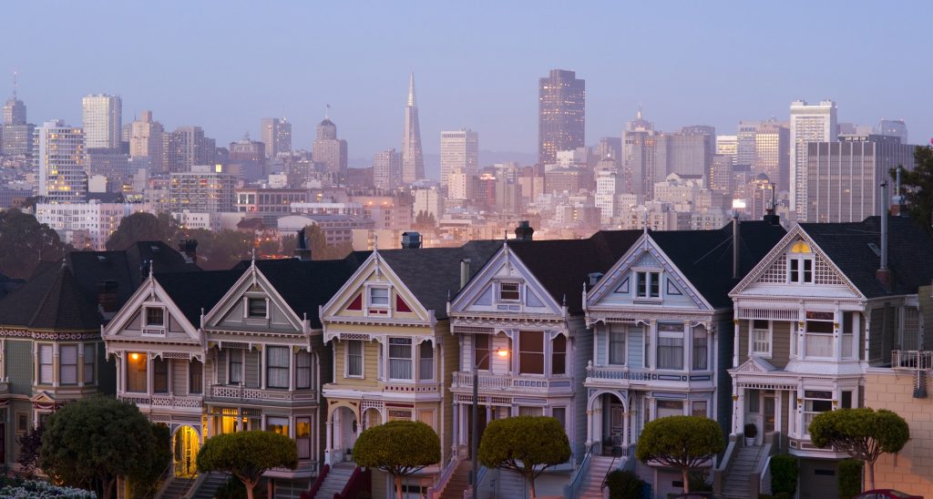 San Francisco Downtown Behind Neighborhood Homes Painted Ladies
